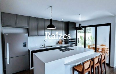 Casa, 3 quartos, 170 m² - Foto 1