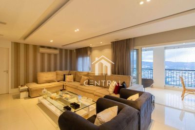 Apartamento, 3 quartos, 182 m² - Foto 1