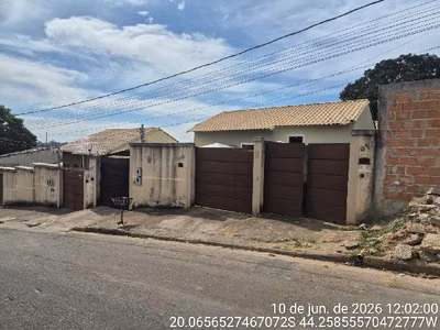 Casa, 2 quartos, 127 m² - Foto 1