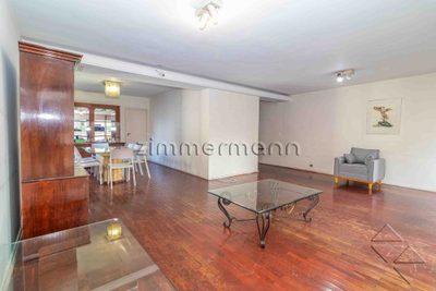 Apartamento, 3 quartos, 224 m² - Foto 2