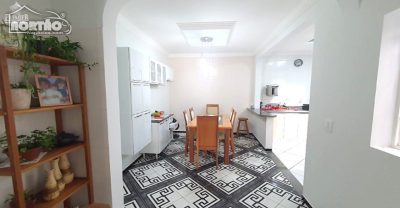 Casa, 7 quartos, 190 m² - Foto 5