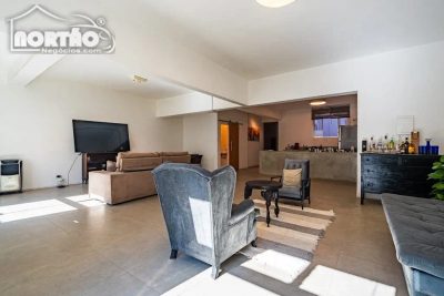 Casa, 1 quarto, 130 m² - Foto 1