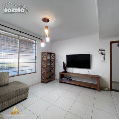 Casa, 5 quartos, 155 m² - Foto 4