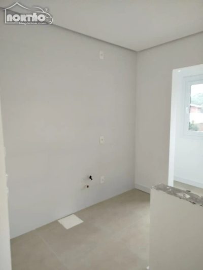 Casa, 2 quartos, 53 m² - Foto 1