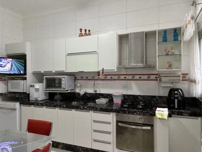 Casa, 3 quartos, 285 m² - Foto 2