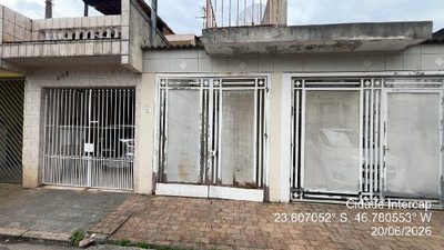 Casa, 2 quartos, 62 m² - Foto 1