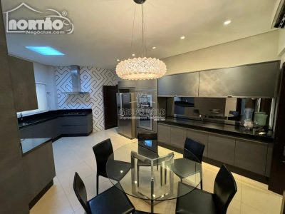 Casa, 1 quarto, 236 m² - Foto 2