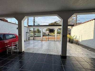 Casa, 5 quartos, 181 m² - Foto 2
