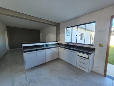 Casa, 3 quartos, 240 m² - Foto 2