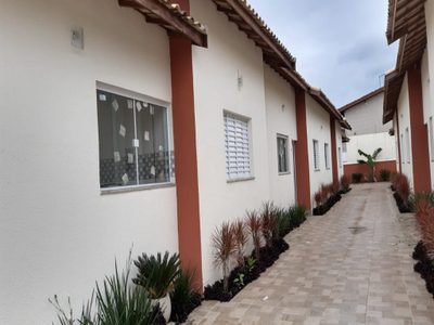 Casa, 2 quartos, 60 m² - Foto 1