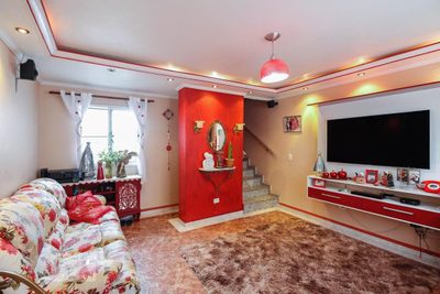 Casa, 4 quartos, 188 m² - Foto 1