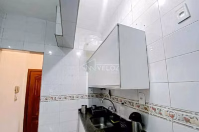 Apartamento, 1 quarto, 50 m² - Foto 1
