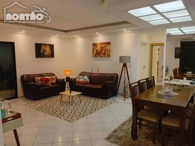Casa, 3 quartos, 160 m² - Foto 2