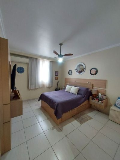 Sobrado, 4 quartos, 228 m² - Foto 2