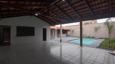 Casa, 3 quartos, 250 m² - Foto 1