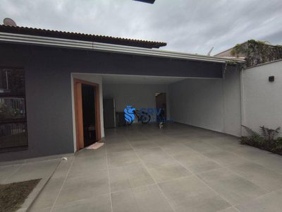 Casa, 3 quartos, 210 m² - Foto 1