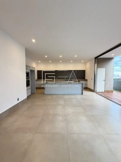 Casa, 3 quartos, 266 m² - Foto 2