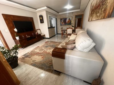 Casa, 3 quartos, 198 m² - Foto 3