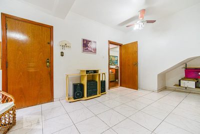 Casa, 3 quartos, 240 m² - Foto 2