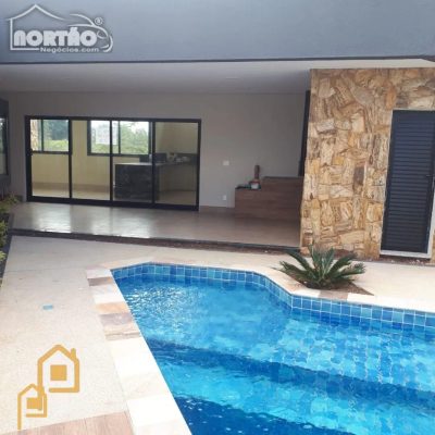 Casa, 5 quartos, 200 m² - Foto 4