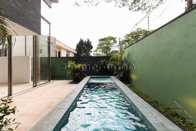Casa, 4 quartos, 647 m² - Foto 4