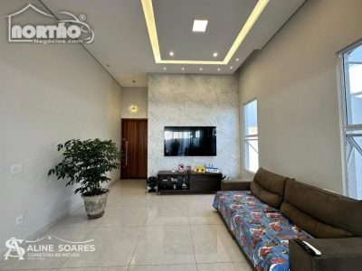 Casa, 4 quartos, 168 m² - Foto 3