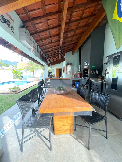 Casa, 3 quartos, 257 m² - Foto 3