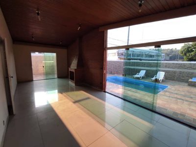 Casa, 3 quartos, 200 m² - Foto 2