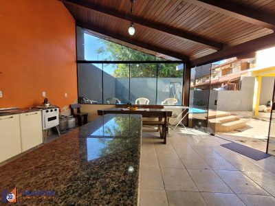 Casa, 4 quartos, 350 m² - Foto 1