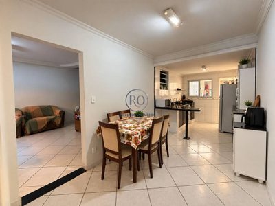 Casa, 2 quartos, 210 m² - Foto 3