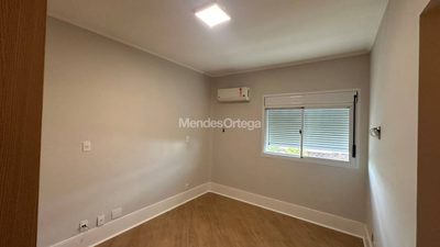 Apartamento, 3 quartos, 147 m² - Foto 2