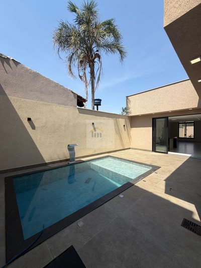 Casa, 3 quartos, 198 m² - Foto 2