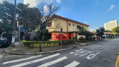 Sobrado, 3 quartos, 239 m² - Foto 1