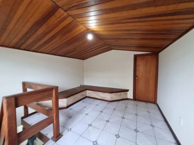 Casa, 3 quartos, 228 m² - Foto 2
