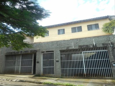 Casa, 3 quartos, 354 m² - Foto 1