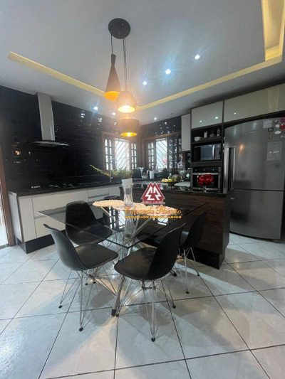 Sobrado, 4 quartos, 190 m² - Foto 4