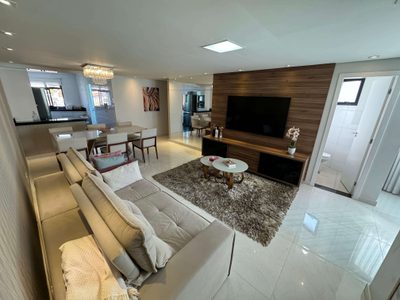 Apartamento, 4 quartos, 147 m² - Foto 2