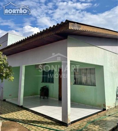Casa, 3 quartos, 166 m² - Foto 2