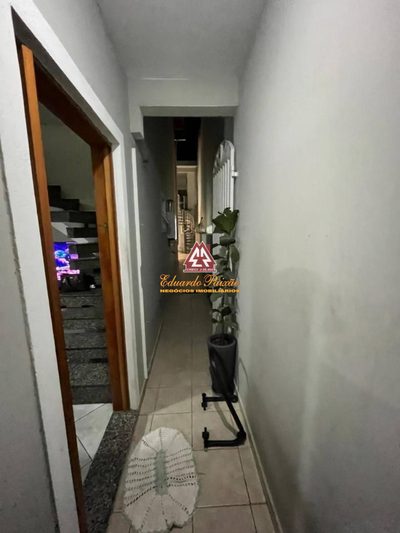 Sobrado, 3 quartos, 177 m² - Foto 2