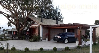 Casa, 3 quartos, 220 m² - Foto 1