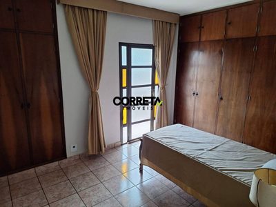 Casa, 4 quartos, 226 m² - Foto 4