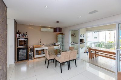 Apartamento, 3 quartos, 123 m² - Foto 2