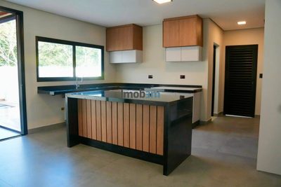 Sobrado, 3 quartos, 223 m² - Foto 4