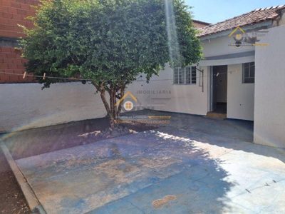 Casa, 3 quartos, 180 m² - Foto 1