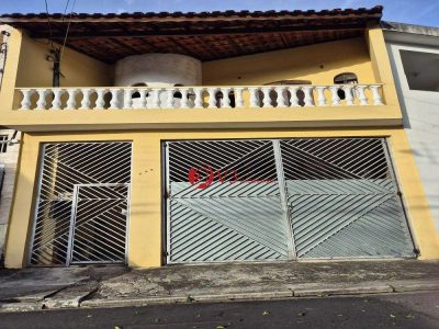 Sobrado, 3 quartos, 200 m² - Foto 1