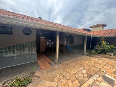 Casa, 3 quartos, 360 m² - Foto 1