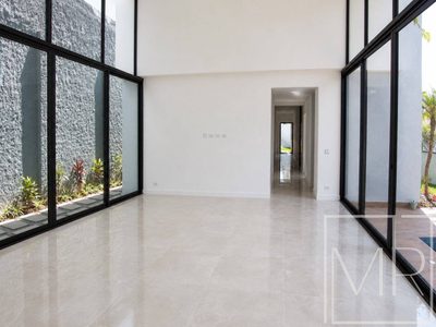 Casa, 3 quartos, 230 m² - Foto 2
