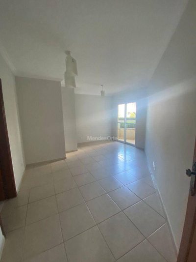 Apartamento, 3 quartos, 75 m² - Foto 2