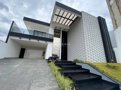 Casa, 4 quartos, 260 m² - Foto 1