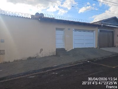 Casa, 3 quartos, 275 m² - Foto 1
